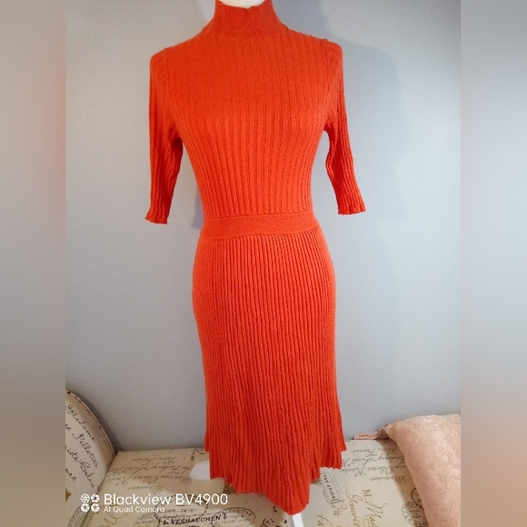 Who What Wear Dresses & Skirts - Who What Wear - women's elbow sleeve -  mock neck - flat rib sweater dress. XS